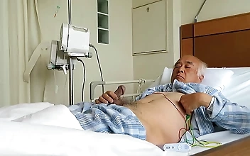 JAVエンチャントレスが抗がん剤治療の真実を暴く〜」。