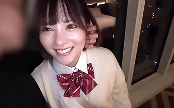 JAVの世界へようこそ～18歳帰宅部ほのかがこっそりエッチな夜デート！