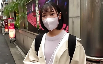 この愛らしいJDマンチカンの天賦の才能と柔らかな心を垣間見よう！