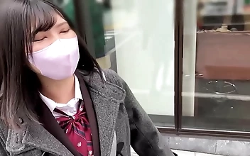 JAVの最新ドラマ・クラブ・センセーション、莉子であなたの内なる淫乱を解き放つ！