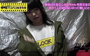 誘惑の才能に芽生えた女子大生の魅力を体験する